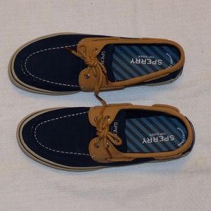 Sperry Men's Halyard 2-eye Canvas Boat Shoes (size 10.5)